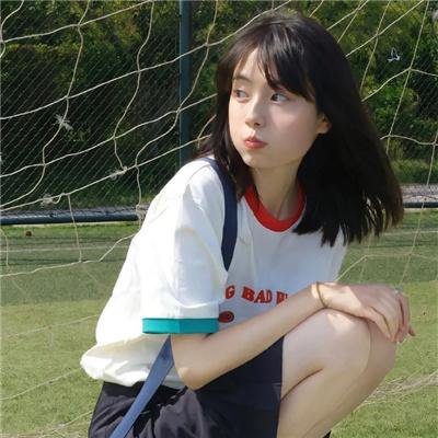 泡澡少女!